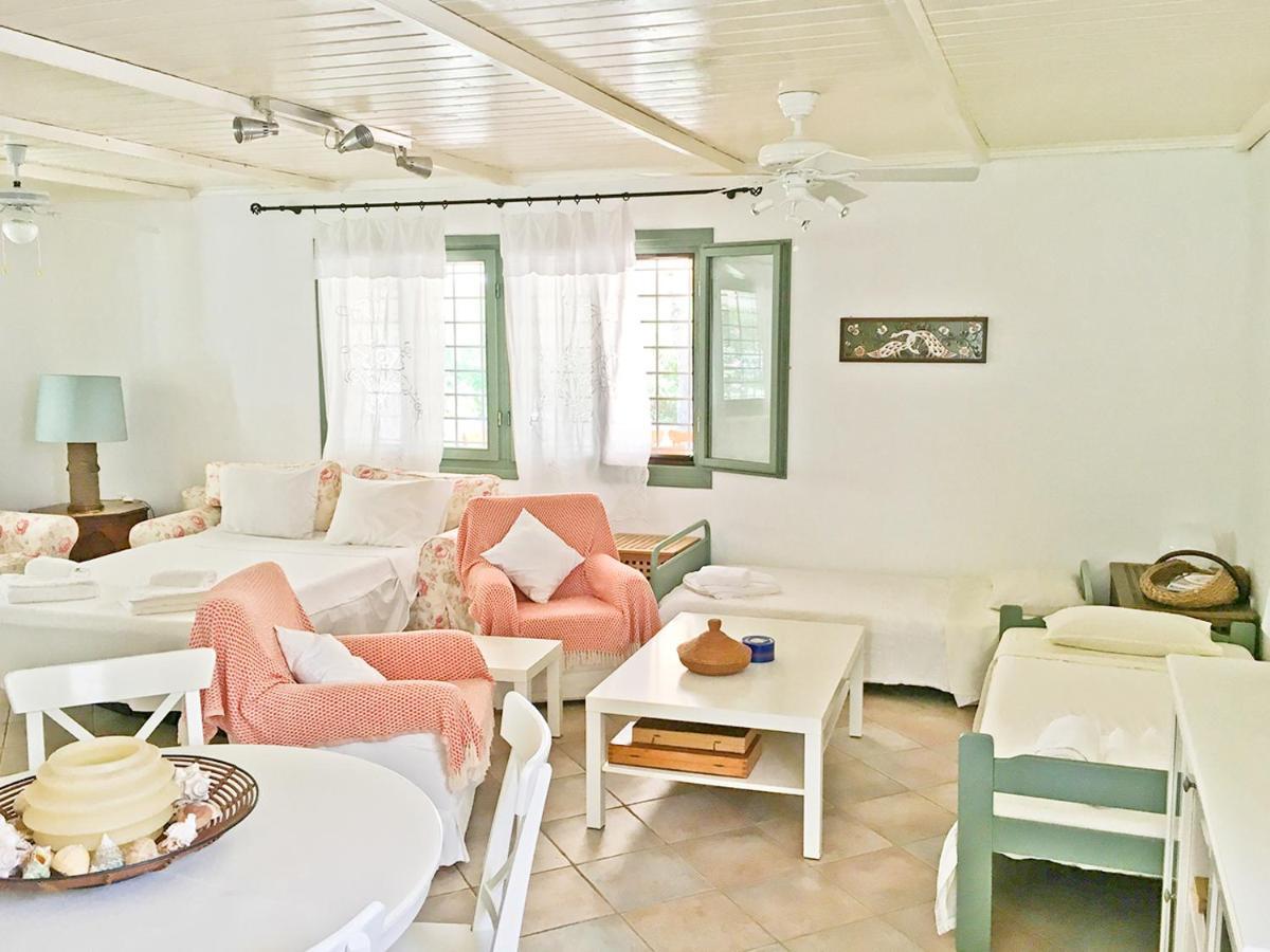 Olive Bay Beach House Amolianí Luaran gambar
